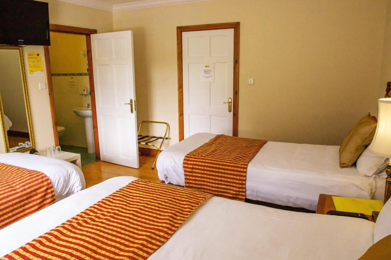 Rockfield Manor B&B, Knock Knock  Room photo